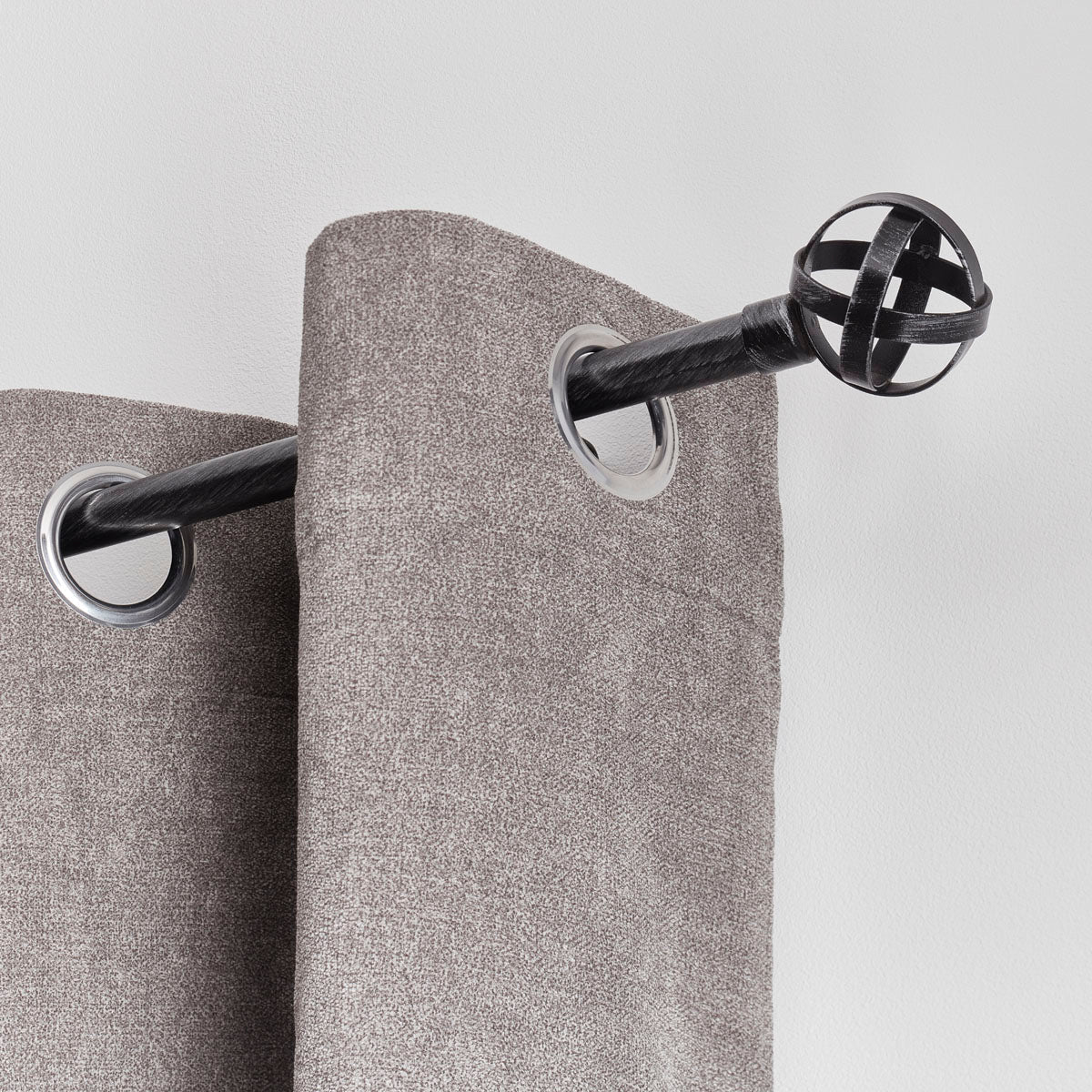 Extendable Gallery 210-380 CM Capri - Black Silver